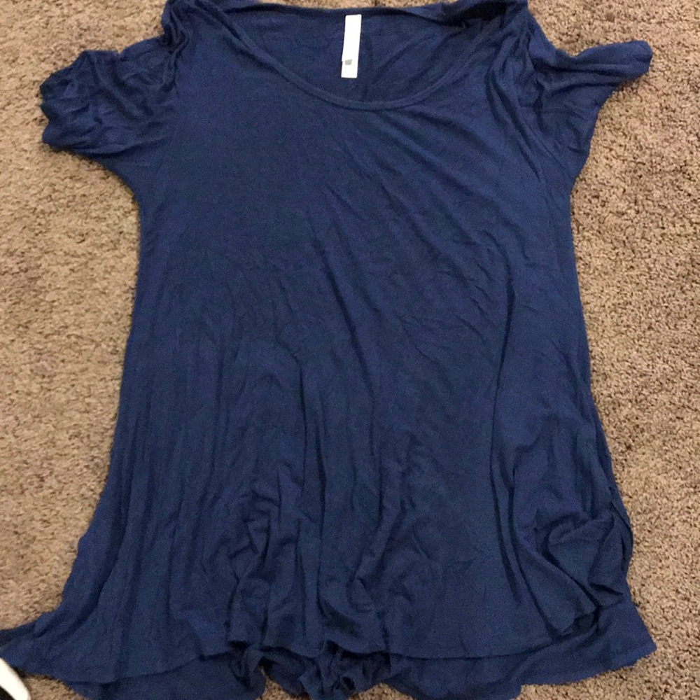 LuLaRoe Perfect Tee